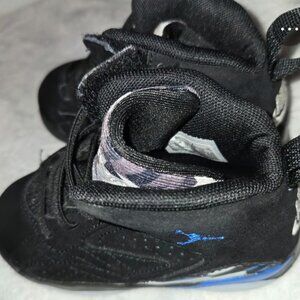 toddler Jordans size 8c